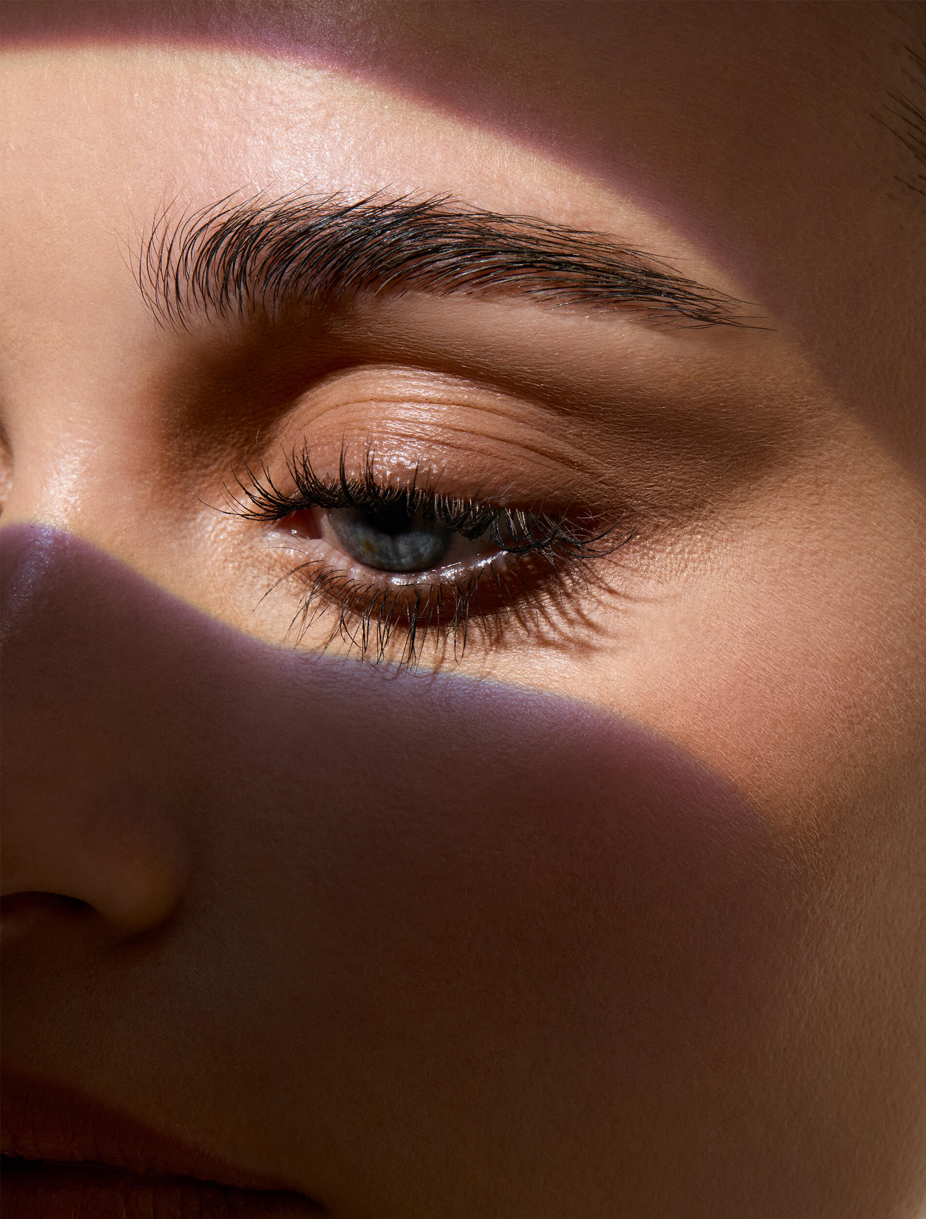 The Curl Effect: The Science Behind Eyelashes That Curl Naturally
