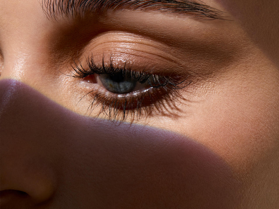 The Curl Effect: The Science Behind Eyelashes That Curl Naturally